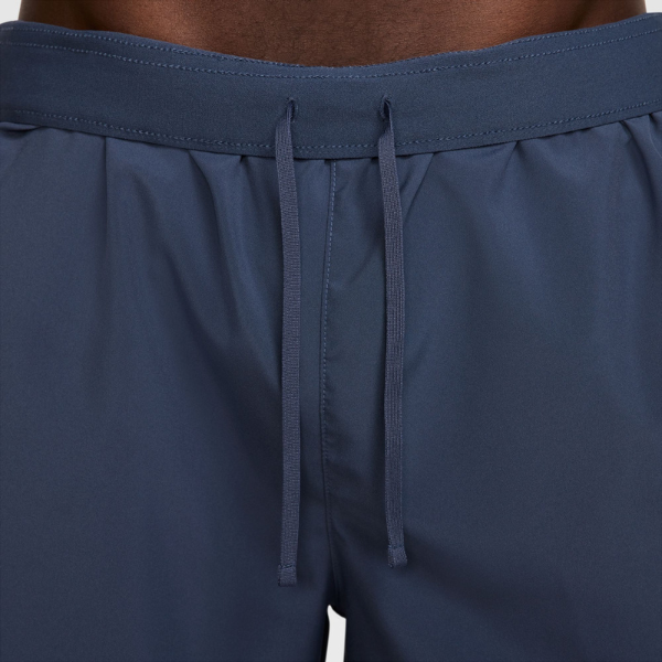 Nike Dri-FIT Challenger Shorts Thunder Blue