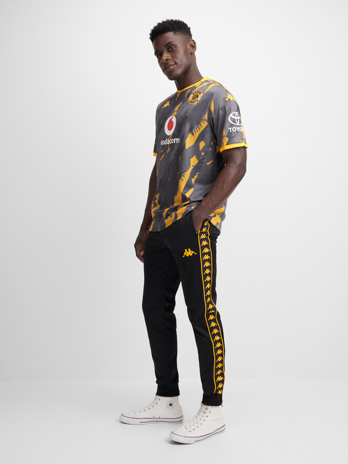 Kappa Men's Kaizer Chiefs Away 25/26 Grey Stadium Jersey Kombat Kit
