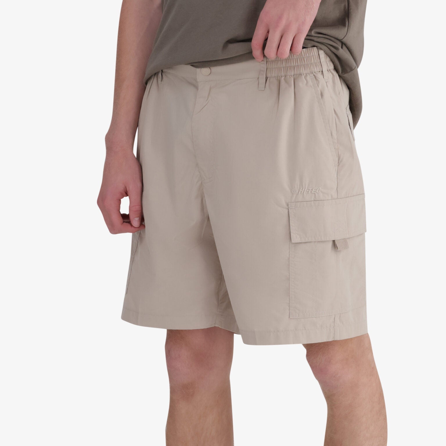 Hi-Tec Men's Durable 7-Inch Cargo Shorts: Multi-Pocket Comfort for Outdoor Adventures