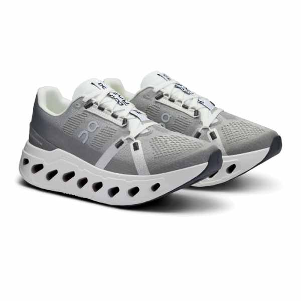 On Cloudeclipse Alloy | White